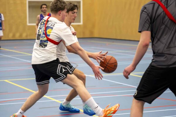 NB_20250401_0020_klein